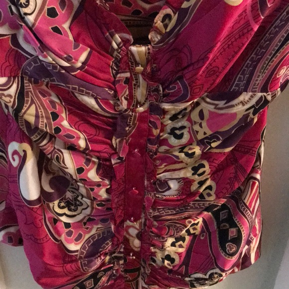 Silk top. Perfect for the holidays - Picture 3 of 5